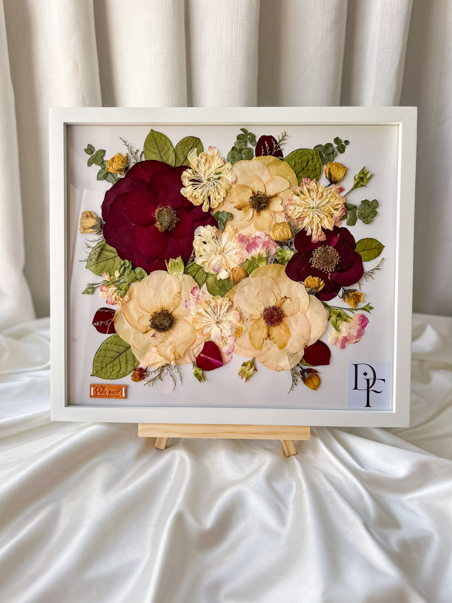 Cuadro con tu ramo de novia y el Botonier del novio eternizado