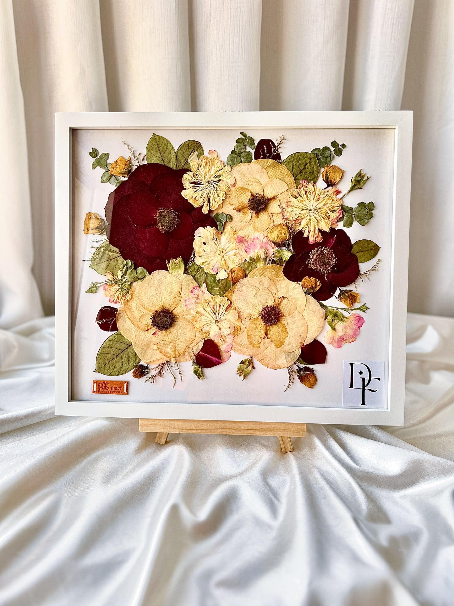 Cuadro con tu ramo de novia y el Botonier del novio eternizado