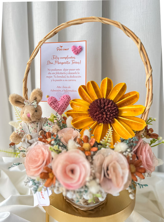 Canasta silvestre con girasol eterno 🌻