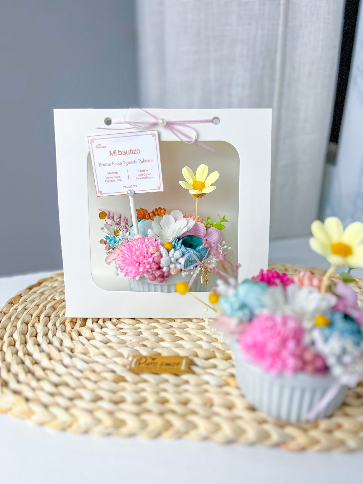 Mini cupcakes chic con flores eternas