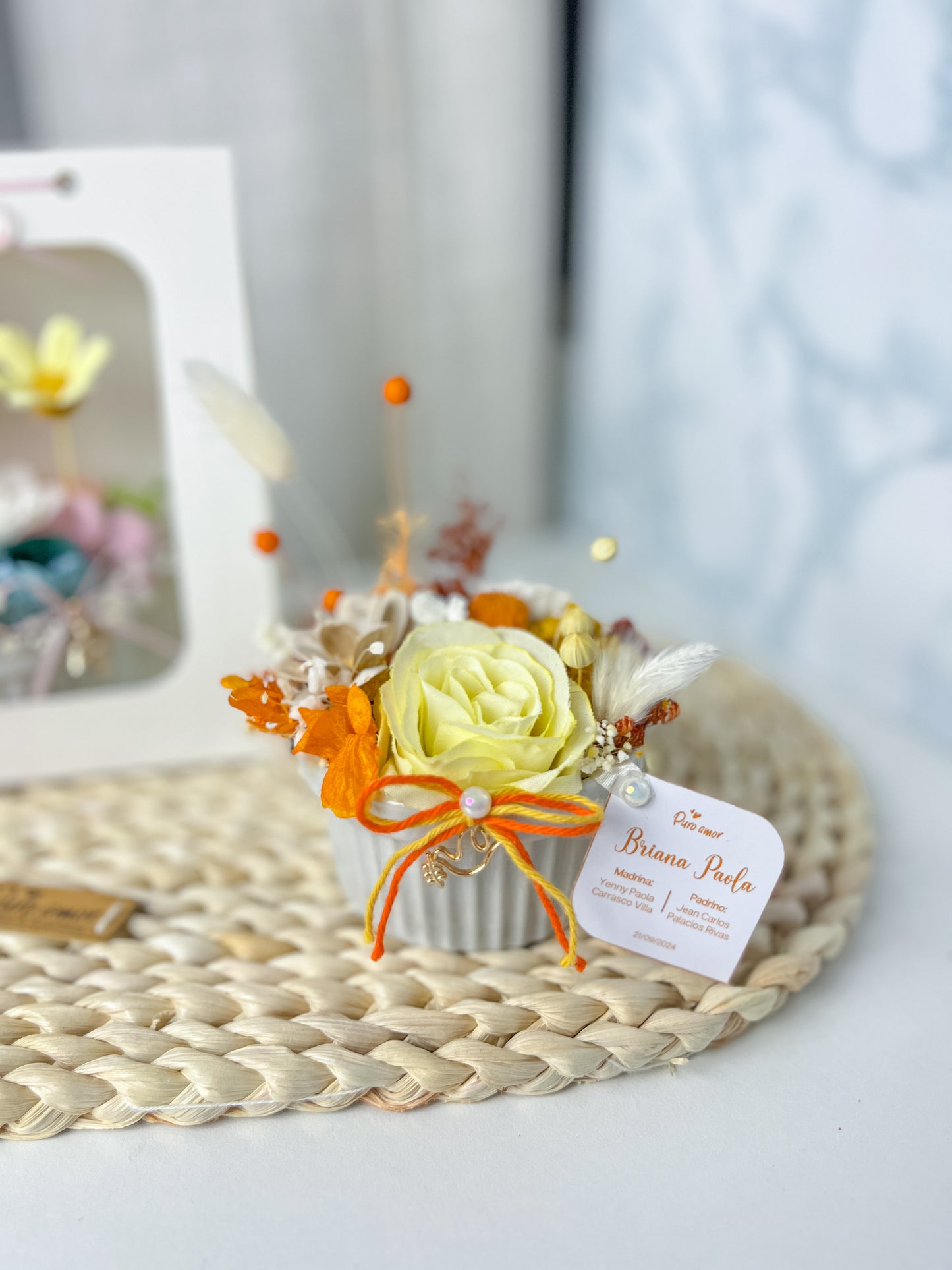 Mini cupcakes chic con flores eternas
