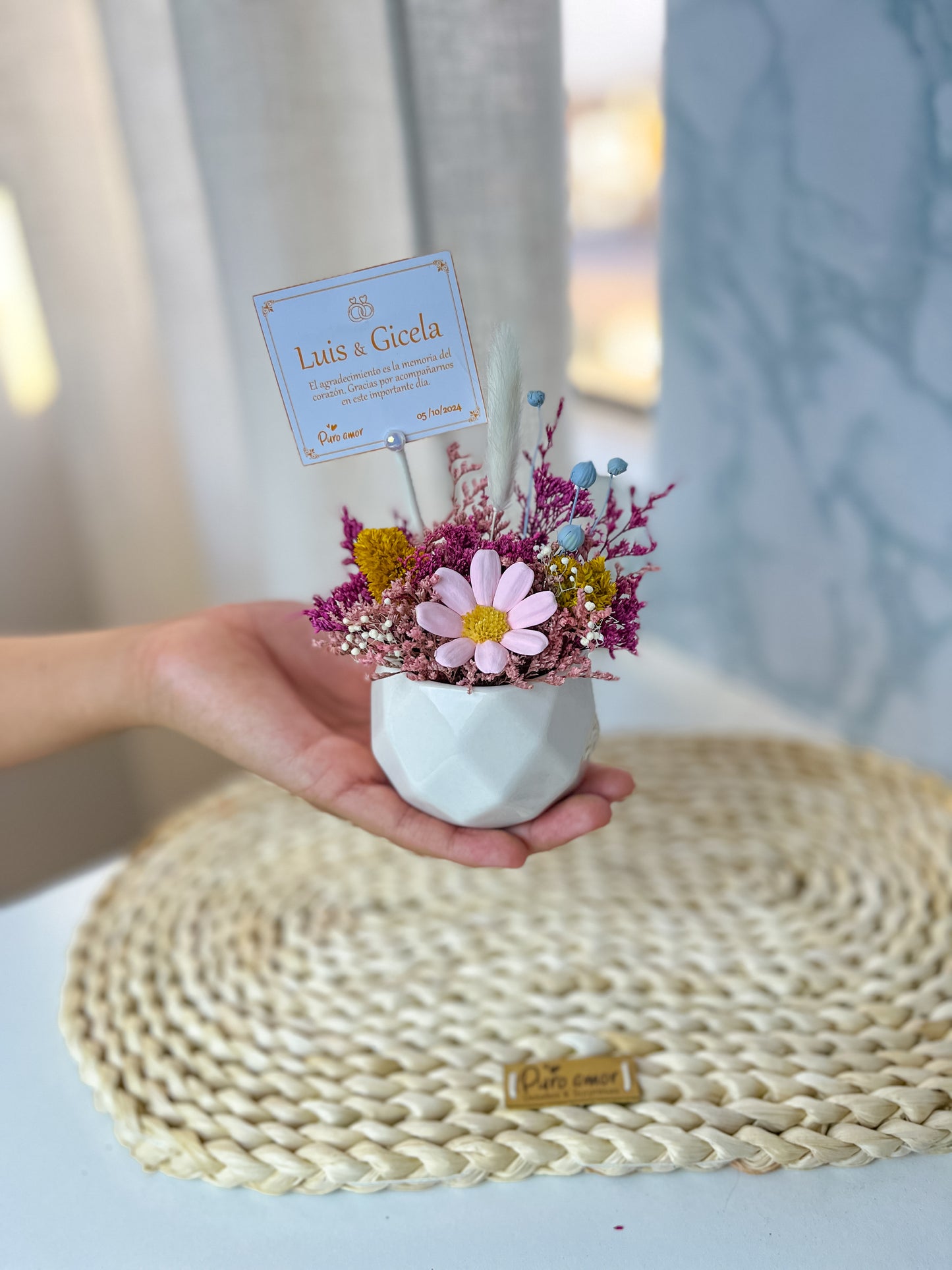 Mini macetita con flores naturales eternas personalizable