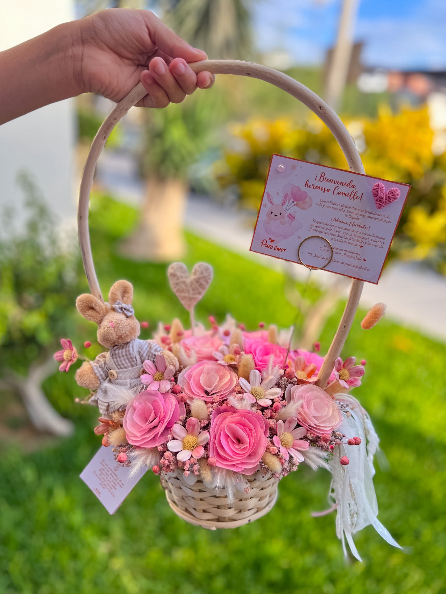 Canasta silvestre pastel